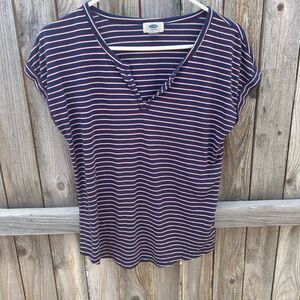 Old Navy tshirt short sleeve v-neck size small